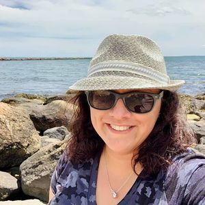 Meet your Posher, Janet